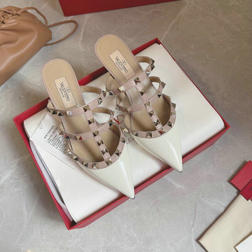 商品名称：ヴァレンティノ Valentino 26-VTJ22005QBS　2022年最新入荷 ロックスタッズ スリングバック パンプス ローヒールサンダル ピンヒール レディースシューズ 靴