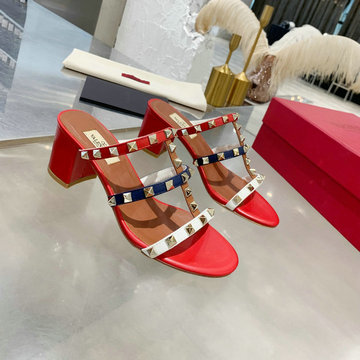 商品名称：ヴァレンティノ Valentino 26-VTJ22027CR　2022年最新入荷 マルチカラースタッズ スライドサンダル ローヒールシューズ スクエアヒール ミュール