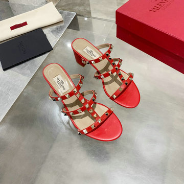 商品名称：ヴァレンティノ Valentino 26-VTJ22027JR　2022年最新入荷 ローマンスタッズ スライドサンダル ローヒールシューズ スクエアヒール ミュール