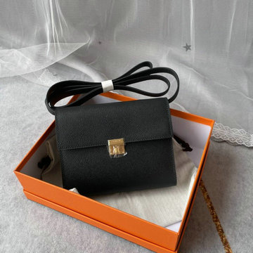 エルメスHERMES 063-HCL16SJBK　2022最新入荷 クリック スクエアバッグ 斜め掛け ショルダーバッグ チェーンウォレット クロスボディバッグ ヴォーエプソン