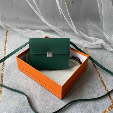 エルメスHERMES 063-HCL16SYGL　2022最新入荷 クリック スクエアバッグ 斜め掛け ショルダーバッグ チェーンウォレット クロスボディバッグ ヴォーエプソン