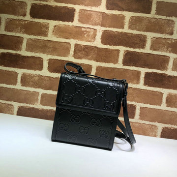 グッチ GUCCI 057-GG625782BK　2022年最新入荷 GGエンボス ミニバッグ 斜め掛け ショルダーバッグ 携帯ケース スマートフォンケース クロスボディバッグ レザー