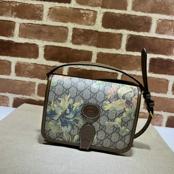 商品名称：グッチ GUCCI 057-GG671620HSK　2022年最新入荷 インターロッキングG付き ミニバッグ 斜め掛け ショルダーバッグ クロスボディバッグ キャンパス