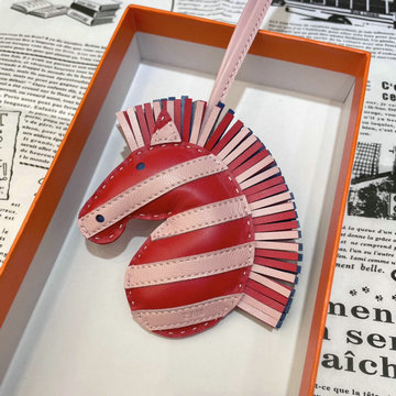 エルメス HERMES 063-HEK22001PRF　2022年最新入荷 ジージーサバンナ バッグチャーム キーケース