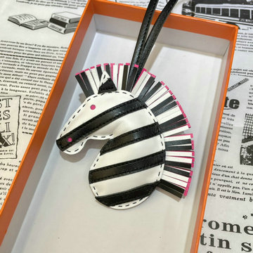 エルメス HERMES 063-HEK22001PBK　2022年最新入荷 ジージーサバンナ バッグチャーム キーケース