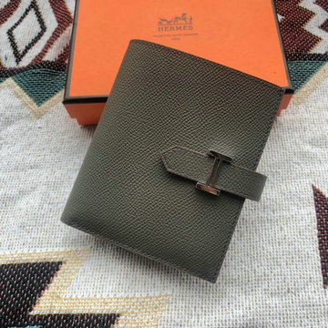 エルメス HERMES 063-HES20003SYXH　2022年最新入荷 ベアン コンパクト 二つ折り短財布 ショートウォレット 札入れ 小銭入れ カードケース ヴォーエプソン
