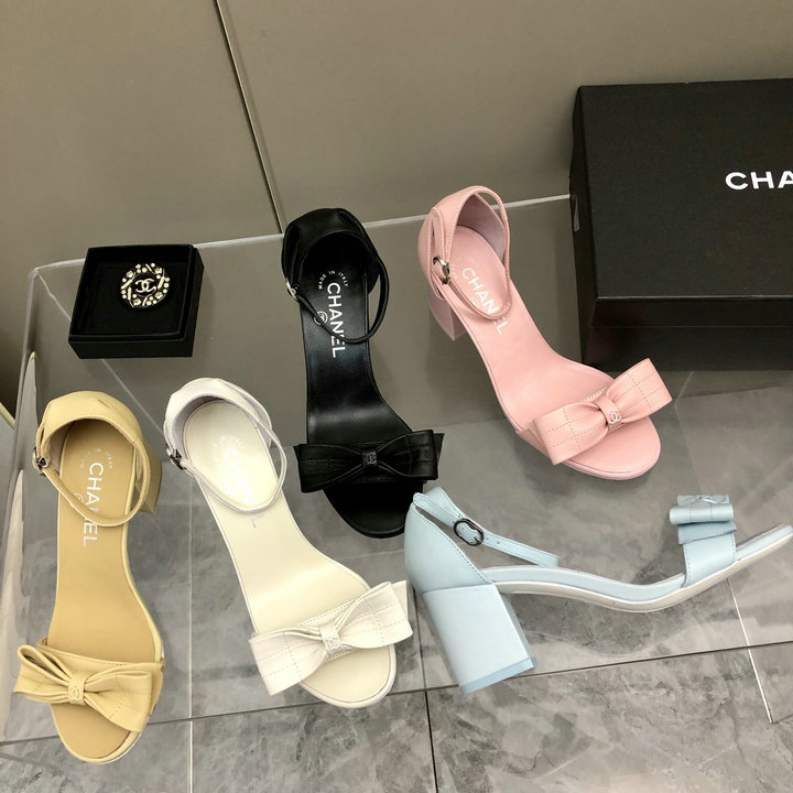 シャネル CHANEL 26-CHJ22014　2022年春夏最新入荷 ハイヒールシューズ スクエアヒール リボン付き サンダル レディースシューズ ラムスキン