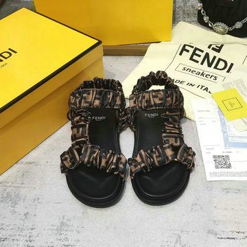 フェンディ FENDI 26-FDJ22002　2022年最新入荷 フィール フラットサンダル ビーチサンダル サマーサンダル レディースシューズ