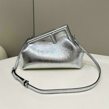 商品名称：フェンディ FENDI 168-FD80033MYS　2022年最新入荷 ファースト ミディアム 斜め掛け ショルダーバッグ 2way クラッチバッグ 手持ちかばん レディースかばん