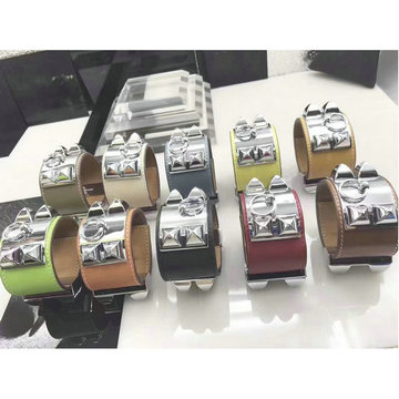 エルメス HERMES 063-SZHE22001PY　2022年最新入荷 コリエ ド シアン レザー ブレスレット バングル アクセサリー ジュエリー
