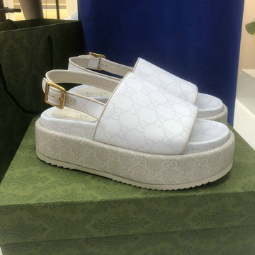 グッチ GUCCI 26-GGJ22038　2022年最新入荷 GGスプリーム ウィメンズ フラットフォームサンダル 厚底サンダル サマーサンダル