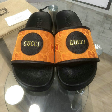 グッチ GUCCI 26-GGJ22041C　2022年最新入荷 Gucci Off The Grid メンズ スライドサンダル フラットフォームミュール レディーススリッパ 男女兼用