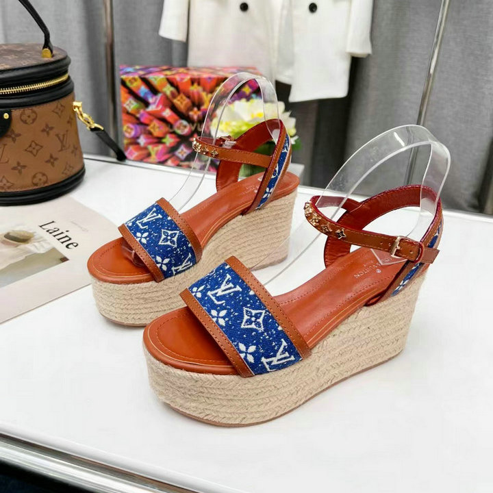 商品名称：ルイヴィトン LOUISVUITTON 26-LVJ22022N　2022年最新入荷 スターボード ライン サンダル ウェッジソール 厚底サンダル レディースシューズ ロープソール