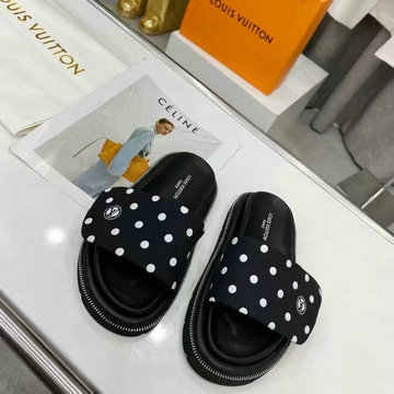 ルイヴィトン LOUISVUITTON 26-LVJ22028D　2022年最新入荷 LVサンセット ライン ミュール スライドサンダル スリッパ 男女兼用 厚底ミュール パッド付きアッパー