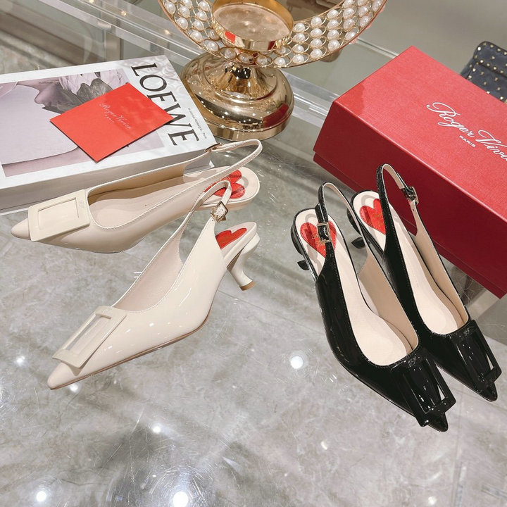 ロジェヴィヴィエ ROGER VIVIER 26-RVJ22003　2022年最新入荷 ヴィルギュル　ラッカード バックル スリングバック パンプス ローヒールシューズ レディースシューズ