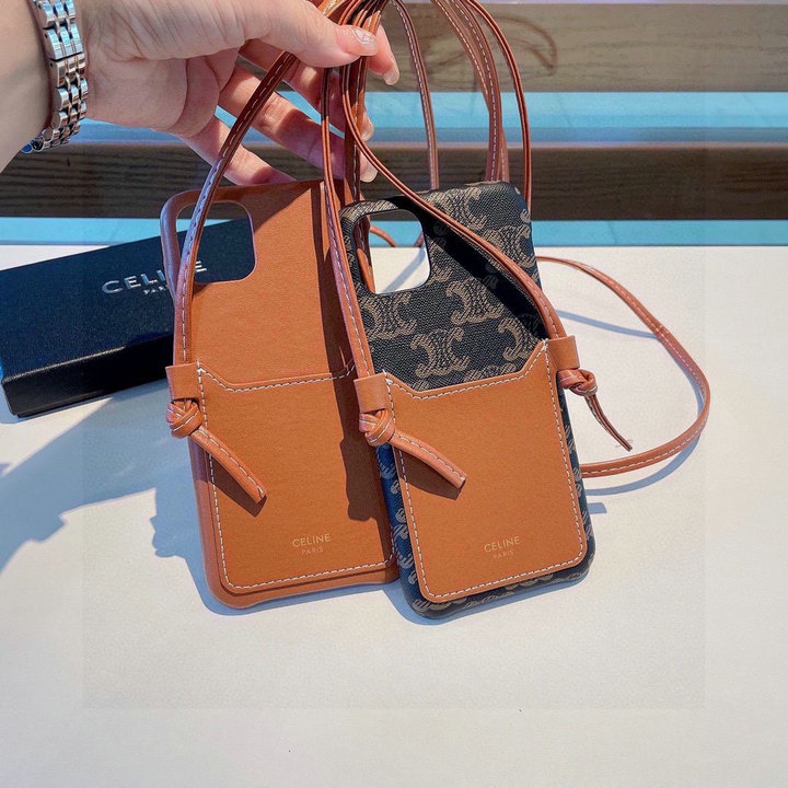 セリーヌ CELINE 99-SJCE22003　2022年最新入荷 iphone 携帯ケース スマートフォンケース ショルダー付き