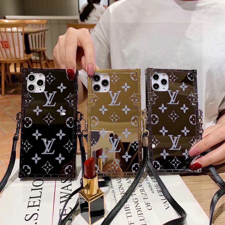 ルイヴィトン LOUISVUITTON 99-SJLV22010　2022年最新入荷 IPHONE バンパー クッサン 携帯ケース スマートフォンケース ショルダー付き