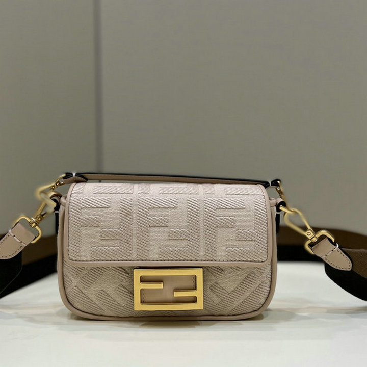 商品名称：フェンディ FENDI 168-FD0159AsQ　2022年最新入荷 バゲット トップハンドルバッグ 2way 斜め掛け ショルダーバッグ カーフレザー レディースかばん クロスボディバッグ