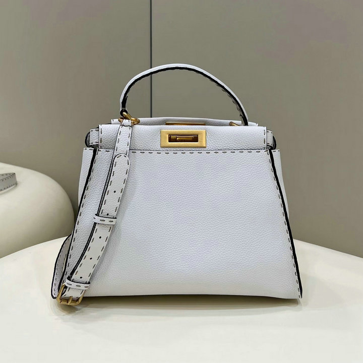 商品名称：フェンディ FENDI 168-FD2119MBS　2022年最新入荷 ピーカーブー トートバッグ ハンドバッグ 2way ショルダーバッグ カーフスキン レディースかばん