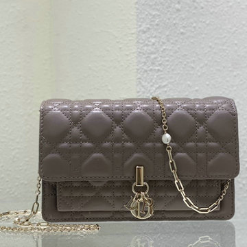 商品名称：クリスチャンディオール CHRISTIAN DIOR 99-CD0919HS　2022年最新作 レディ ディオール 手持ちかばん チェーン ウォレット 斜め掛け ショルダーバッグ クロスボディバッグ