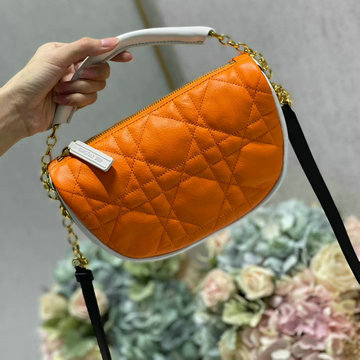 商品名称：クリスチャンディオール CHRISTIAN DIOR 99-CD7200KCS　2022年最新入荷 ヴァイブ スモール ホーボーバッグ 斜め掛け ショルダーバッグ クロスボディ レディースかばん