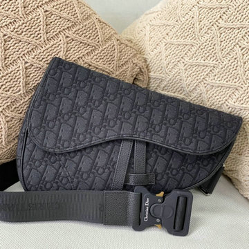クリスチャンディオール CHRISTIAN DIOR 99-CD09328BBK　2022年最新入荷  トロッター サドルバッグ チェストバッグ クロスボディバッグ ショルダーバッグ