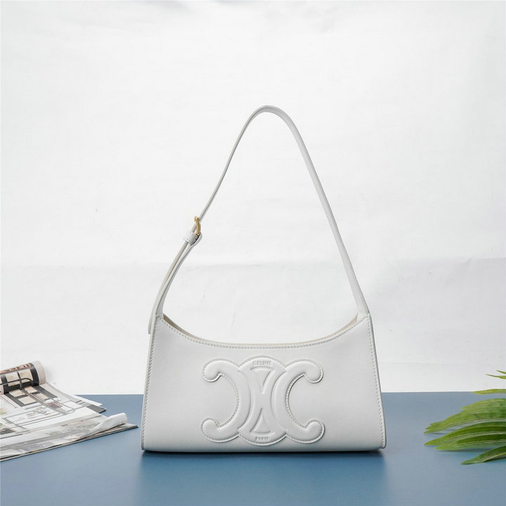 商品名称：セリーヌ CELINE DD-CE198153BS　2022年最新入荷 ホーボーバッグ ショルダーバッグ キュイル トリオンフ レディースかばん スムースカーフスキン
