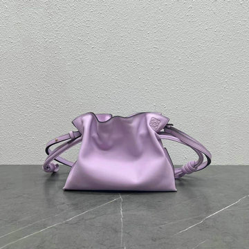 ロエベ LOEWE ZZ-LE41113PQZ　2022年最新入荷 フラメンコクラッチ ドローストリングバッグ 手持ちかばん ポーチ ハンドバッグ 肩掛け ショルダーバッグ カーフレザー