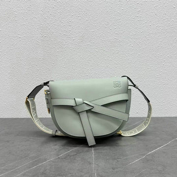 ロエベ LOEWE ZZ-LE65046QQL　2022年最新入荷 ゲート デュアルバッグ ミニ 斜め掛け ショルダーバッグ クロスボディバッグ チェストバッグ カーフレザー