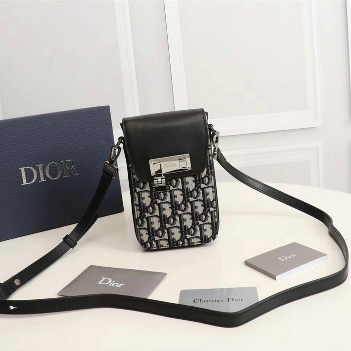 商品名称：クリスチャンディオール CHRISTIAN DIOR 025-CD2345BLK　2022年最新入荷 斜め掛け ショルダーバッグ クロスボディバッグ フォンケース 携帯ケース