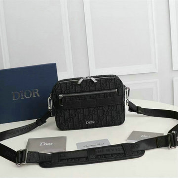 クリスチャンディオール CHRISTIAN DIOR 025-CD20603BBK　2022最新入荷 キャメラバッグ 斜め掛け ショルダーバッグ クロスボディバッグ スクエアバッグ カーフレザー