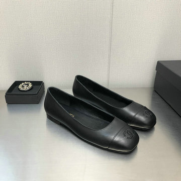 シャネル CHANEL 26-CHJ22047W　2022年秋冬最新入荷 バレーシューズ パンプス ローファー フラットシューズ カジュアルシューズ レディースシューズ 靴