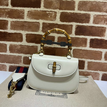 グッチ GUCCI 057-GG675797PBS　2022年最新入荷 スモール ジャンボ GG バンブーバッグ トップハンドルバッグ トートバッグ ハンドバッグ 斜め掛け ショルダーバッグ