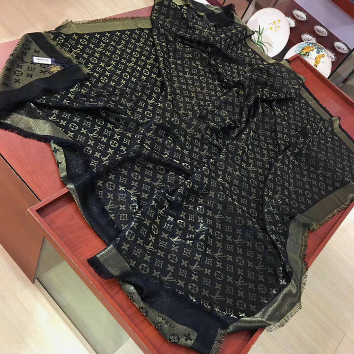 ルイヴィトン LOUISVUITTON AN-WJLV22034JB　2022年最新入荷 マフラー スクエア ショール ストール ウール