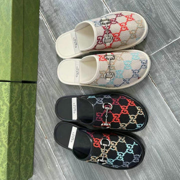 グッチ GUCCI 99-GGJ22055　2022年秋冬最新入荷 ホースビット付き GG スリッパ スライドサンダル ミュール 男女兼用 室内サンダル フラットシューズ 靴