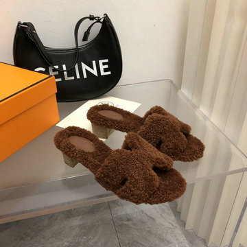 エルメス HERMES 99-HEJ22019KF　2022年秋冬最新入荷 テディ オラン スライドサンダル ウール ローヒールミュール 暖かい レディースシューズ サンダル カーフレザー