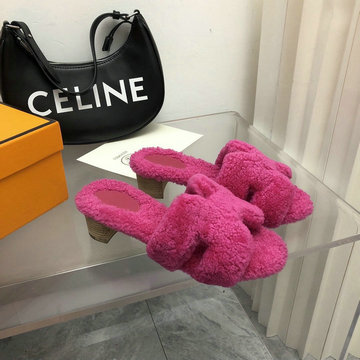 エルメス HERMES 99-HEJ22019ZH　2022年秋冬最新入荷 テディ オラン スライドサンダル ウール ローヒールミュール 暖かい レディースシューズ サンダル カーフレザー