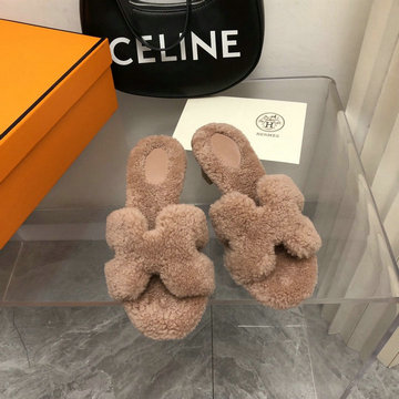 エルメス HERMES 99-HEJ22019LF　2022年秋冬最新入荷 テディ オラン スライドサンダル ウール ローヒールミュール 暖かい レディースシューズ サンダル カーフレザー