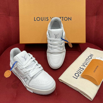 ルイヴィトン LOUISVUITTON 99-LVJ22041　2022年秋冬最新入荷 LV トレイナー ライン スニーカー 1A8WAX レースアップシューズ カジュアルシューズ