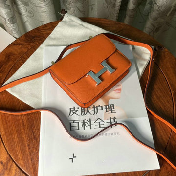 エルメス HERMES 063-H108214SSYCS　2022最新入荷 コンスタンス ミニバッグ 斜め掛け ショルダーバッグ クロスボディバッグ レディースかばん エプソン