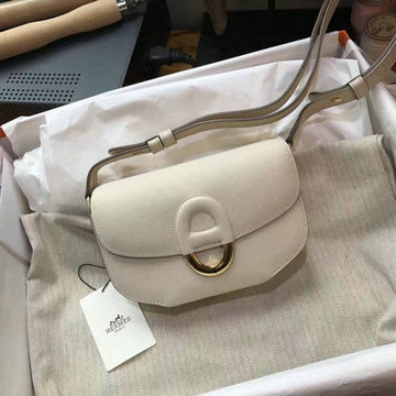 商品名称：エルメス HERMES 063-H032807SNB　2022最新入荷 ショルダーバッグ ブタ鼻 斜め掛け ショルダーバッグ クロスボディバッグ レディースかばん