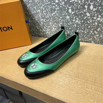 ルイヴィトン LOUISVUITTON 26-LVJ22039　2022年最新入荷 パンプス ローファー フラットシューズ バレリーナ レディースシューズ