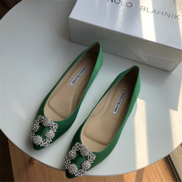 マノロ ブラニク MANOLO BLAHNIK 26-MBJ22006G　2022年最新入荷 ウィメンズ パンプス ハンギシ ビジュー フラットシューズ レディースシューズ