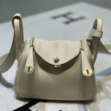 エルメス HERMES 063-HLD19SFPJNB　2022年最新入荷 ミニ リンディ 斜め掛け ショルダーバッグ クロスボディバッグ スクエアバッグ レディースかばん