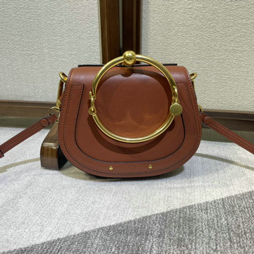 クロエ CHLOE GH-CLE6011JZ　2022年最新入荷 Nile ミニバッグ 斜め掛け ショルダーバッグ フラップバッグ クロスボディバッグ レディースかばん