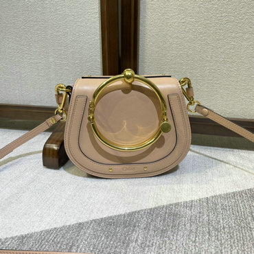 クロエ CHLOE GH-CLE6011QF　2022年最新入荷 Nile ミニバッグ 斜め掛け ショルダーバッグ フラップバッグ クロスボディバッグ レディースかばん