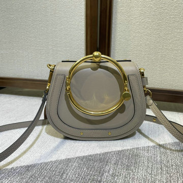 クロエ CHLOE GH-CLE6011QH　2022年最新入荷 Nile ミニバッグ 斜め掛け ショルダーバッグ フラップバッグ クロスボディバッグ レディースかばん