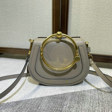 商品名称：クロエ CHLOE GH-CLE6011QH　2022年最新入荷 Nile ミニバッグ 斜め掛け ショルダーバッグ フラップバッグ クロスボディバッグ レディースかばん