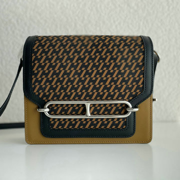 エルメス HERMES 063-HRL19EVPYKK　2022年最新入荷 ルリ ミニ フラップバッグ 斜め掛け ショルダーバッグ クロスボディバッグ レディースかばん Evercolor革