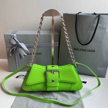 商品名称：バレンシアガ BALENCIAGA 025-BA706PGL 2023年最新入荷 LINDSAY スモールショルダーバッグ チェーンポーチ ストラップ付き マグネット開閉 レディースバッグ